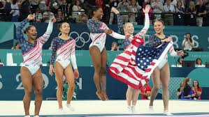 Simone Biles, USA gymnastics teammates share Olympic gold medal bond