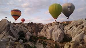 Cappadocia is a historical region in central anatolia, largely in the nevşehir, kayseri, kırşehir, aksaray, malatya, sivas and niğde provinces in turkey. View Of Cappadocia Hot Air Balloon Ride Bilde Av Tyrkia I Europa Tripadvisor