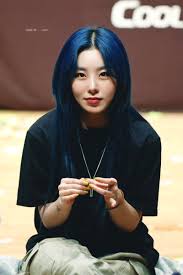 April 17, 1995 zodiac sign: Code In On Twitter 191129 Mamamoo Wheein ë§ˆë§ˆë¬´ íœ˜ì¸
