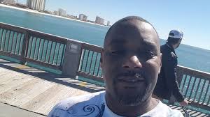 Daniel Dowell (@daniel.dowell.113646) • Facebook