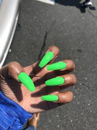 125+ trendy spring acrylic coffin nails styles for girls 1 | cynthiapina.me. Nails Coffin Long Nails Green Beauty Solid Color Acrylic Nails Cute Acrylic Nails Coffin Nails