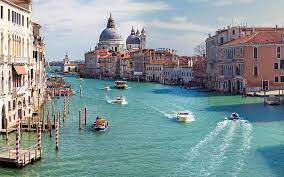 The best hiking trails in italy. Cursos De Italiano En Italia Estudiar Italiano En Italia Ef Ecuador