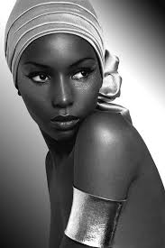 Beauty Black And White Model Photography Belleza Negraباطو كده برضه كده ترضى إنت تردى إنت دكر والا نتايه نتايه My Black Is Beautiful African Beauty Beautiful Black Women
