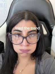 LMFAO YO THIS IS MY NEW PARTY TRICK #talkingwithmouthclosed #fyp #tren...