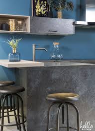 deze keuken heeft een unieke industriele look de stoere bronskleurige spoelbak en kraan sluiten helemaal bij deze trend interieur keuken idee keuken ontwerp