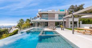 Maybe you would like to learn more about one of these? It S Showtime A Beverly Hills Spec Mansion With Two Movie Theaters Asks 48 Million Wsj