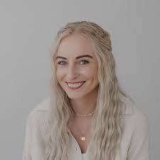 Walking Upside Down: The Journey to a Blessed Life: Veach, Kara:  9798300690762: Amazon.com: Books