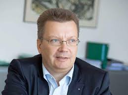 Rüffel für AOK-Vorstand