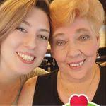 Lindsay Stott's Instagram, Twitter & Facebook