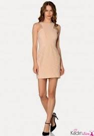 Adil Isik Pudra Rengi Sik Gece Elbiseleri Yeni Trend Modeller Kadinlive Com Fashion Womens Fashion High Neck Dress