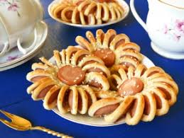 Сосиска в тесте «Хризантема» — рецепт с фото пошагово