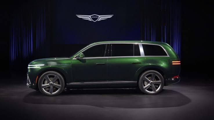 جينيسيس GV90: SUV فاخرة بأبواب عكسية وقوة 657 حصان