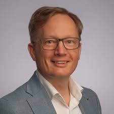 Dr.-Ing. Richard Eckerle — EIT 1.3 Elektrische Energieerzeugung und  -verteilung