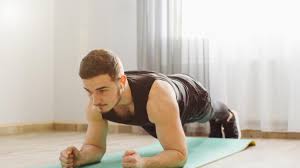 Para trabajar espalda alta, pectorales, hombros y brazos con ejercicios que sólo requieren de nuestro cuerpo para su ejecución, podemos realizar con estos 30 ejercicios para entrenar en casa, sin equipamiento alguno, puedes armar una rutina e ir alternando. 5 Formas De Tonificar Los Brazos Sin Utilizar Pesas