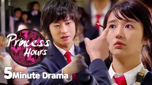 Song ji hyo needs no introduction, having appeared on running man since 2010 and in several hit dramas and movies since her breakout role in princess hours. 5 Minute Drama Princess Hours 2006 Joo Ji Hoon Yoon Eun Hye Song Ji Hyo Youtube