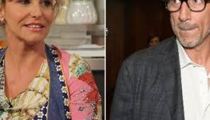 26.10.2021 · dopo la delusione di ieri del pubblico di e' sempre mezzogiorno oggi antonella clerici sarà in onda ma con un po. E Sempre Mezzogiorno Antonella Clerici Decide Di Rivelare Cosa Ha Fatto Lorenzo Biagiarelli E Lui Controbatte Io Ho City Roma News