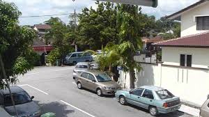 Ia ditanam secara meluas sebagai tanaman hiasan di seluruh kawasan tropika dan separa tropika. Taman Bunga Raya Tbr Setapak Kuala Lumpur Youtube
