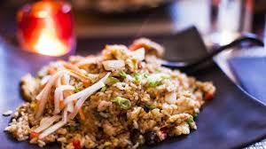 /ˌnɑːsi ɡɒˈrɛŋ/) refers to fried rice in both the indonesian and malay languages. Https Travel Tribunnews Com 2021 05 03 5 Kuliner Tengah Malam Di Bandung Untuk Sahur Cobain Warung Nasi Ibu Imas Yang Legendaris Https Cdn 2 Tstatic Net Travel Foto Bank Images Nasi Kuning Pasir Koja Jpg Ilustrasi Nasi Kuning Kuliner Tengah Malam