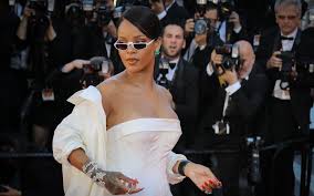 Le classement des joueurs les plus riches du monde comprend tous les joueurs inscrits à la fifa. Rihanna Est La Chanteuse La Plus Riche Du Monde Le Parisien