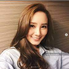 Check spelling or type a new query. Showbiz Emily Kong Dies In Car Accident