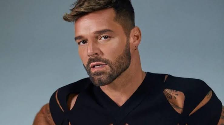 Causa cuadernos: revelan que un contratista usó plata de un gasoducto para contratar a Ricky Martin