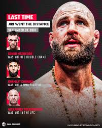 It's been a long long time since the judges have been needed in a Jiri  Prochazka fight 👹