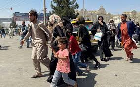 Military to develop new ways to get evacuees to the airport in kabul, a senior u.s. At Least Five Reported Dead In Kabul Airport Chaos World Dawn Com