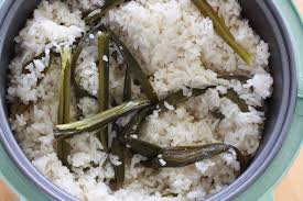 Rice cooker malaysia are kitchen equipment meant for the purpose of boiling or steaming rice. Malaysian Coconut Rice Recipe By Seasonwithspice Com Nasi Lemak Recipes Best Chinese Food