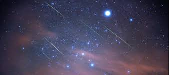 Voltarsi al cielo notturno e guarda le stelle cadenti! Il Picco Delle Stelle Cadenti Sara Tra Il 12 E Il 13 Agosto E Non Si