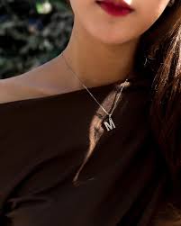 挑選屬於你的幸運字母 18k金 goldvermeil 字母頸鏈 字母項鍊 頸鏈 碎鑽 碎鑽頸鏈 wenszuday arrow necklace chain necklace necklace