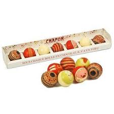 Chapon Chocolatier Coffret 7 Boules De Noel Chocolat Noir Et Blanc Chocolat Boule De Noel Menu De Fete
