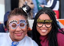 2023 Rose Parade kicks off before game