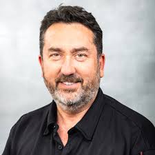 Chris Halcomb's Instagram, Twitter & Facebook