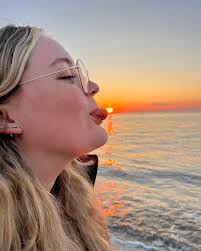 ☆ Ellen Janik ☆ (@ellenjanikk) • Instagram photos and videos