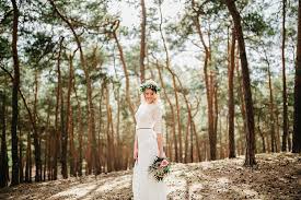 Check spelling or type a new query. Vertraumtes Wald Fotoshooting In Einem Brautkleid Von Amazon