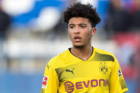 Jadon malik sancho (born 25 march 2000) is an english professional footballer who plays as a winger for german bundesliga club borussia dortmund and the england national team. Dzhejdon Sancho Ostanetsya V Dortmundskoj Borussii Readfootball