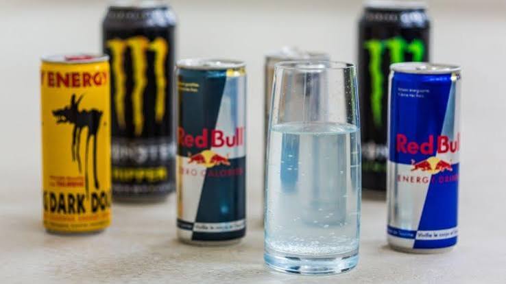 Wide awake drunk' on energy drinks and alcohol mix - BBC News