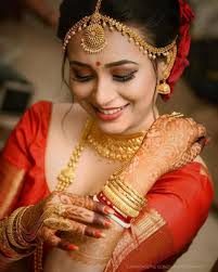 Gold Jewellery Showrooms in Kanchrapara, Kanchrapara