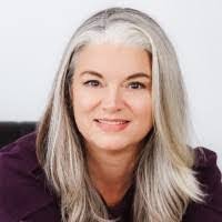 Lisa Stigall's Instagram, Twitter & Facebook