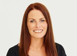 Karen Fyffe's Instagram, Twitter & Facebook