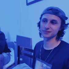 Oscar Welsh's Instagram, Twitter & Facebook