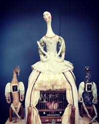 It supports multiple screens, and allows you to watch movies any time. When A Real Fairy Tale Arrives In London Benjamin Pollock S Toyshop
