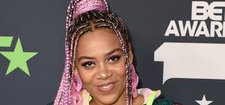 Africa express, sho madjozi, pote, moonchild sanelly, ghetts, muzi. Sho Madjozi Creates New Fan Page For Her Young Followers On Instagram Drum