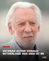 JUST IN: Donald Sutherland dies at 88. The veteran actor starred in  countless films, including "M*A*S*H," "Klute" and "The Hunger Games."  https://cnn.it/3z81kuZ