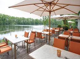 Outdoor seating is possible, even if it is raining. Haus Am See In Hannover Mieten Eventlocation Und Hochzeitslocation Location Mieten Com