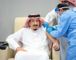 ولي العهد السعودي الأمير محمد بن سلمان تصوير : Ø¨Ø§Ù„ÙÙŠØ¯ÙŠÙˆ Ø§Ù„Ù…Ù„Ùƒ Ø³Ù„Ù…Ø§Ù† ÙŠØªÙ„Ù‚Ù‰ Ø§Ù„Ø¬Ø±Ø¹Ø© Ø§Ù„Ø£ÙˆÙ„Ù‰ Ù…Ù† Ù„Ù‚Ø§Ø­ Ù…Ø¶Ø§Ø¯ Ù„ÙÙŠØ±ÙˆØ³ ÙƒÙˆØ±ÙˆÙ†Ø§ Rt Arabic