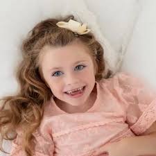 Time is running out to save this little girl's eyesight