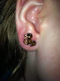 Earlobe Infection Brooch Jewelry Weird