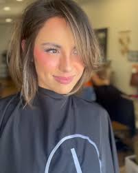 In her bob era ✨✂️AND she came camera ready, @wellahairusa color touch in  9/01 & 9/86, @jbaumansalonsouth my home! 🌸