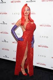 37 Best Celebrity Halloween Costumes Of All Time Best Celebrity Halloween Costumes Celebrity Halloween Costumes Heidi Klum Halloween Costume